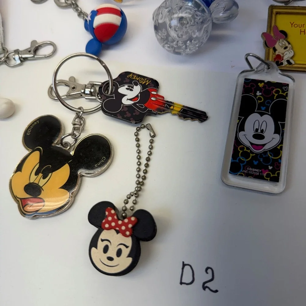Disney Mickey Minnie Lot 17 pcs Keychains Lanyard‎ Coca-Cola Atlanta Photo Frame
